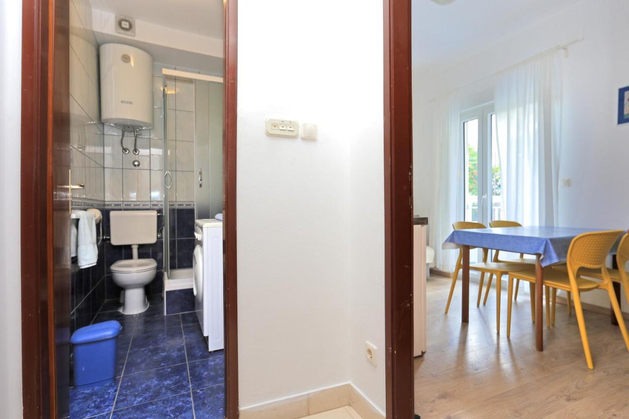 Apartments By The Sea Podgora, Makarska - 18918 מראה חיצוני תמונה